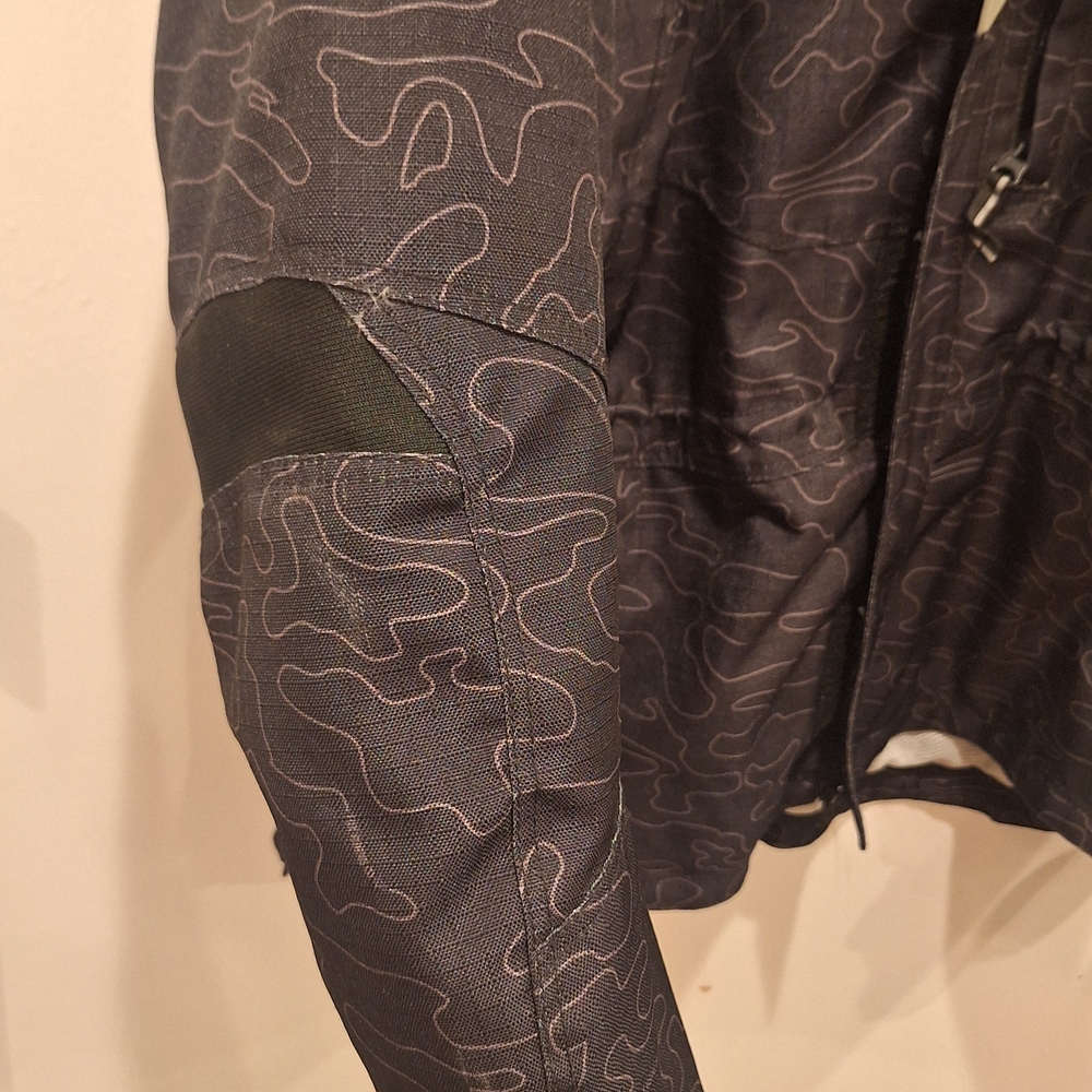 Fox Black Patterned Jacket - image 3